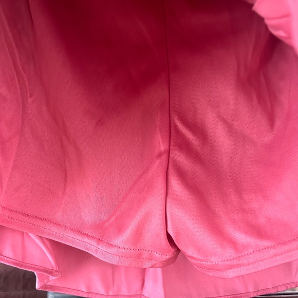 (12)New Francesca’s Gabriella Smocked Tiered Mauve Mini Skirt/Skort - Picture 5 of 6